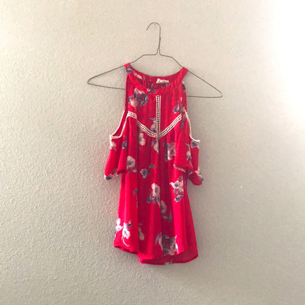 Open-Shoulder Blouse // S